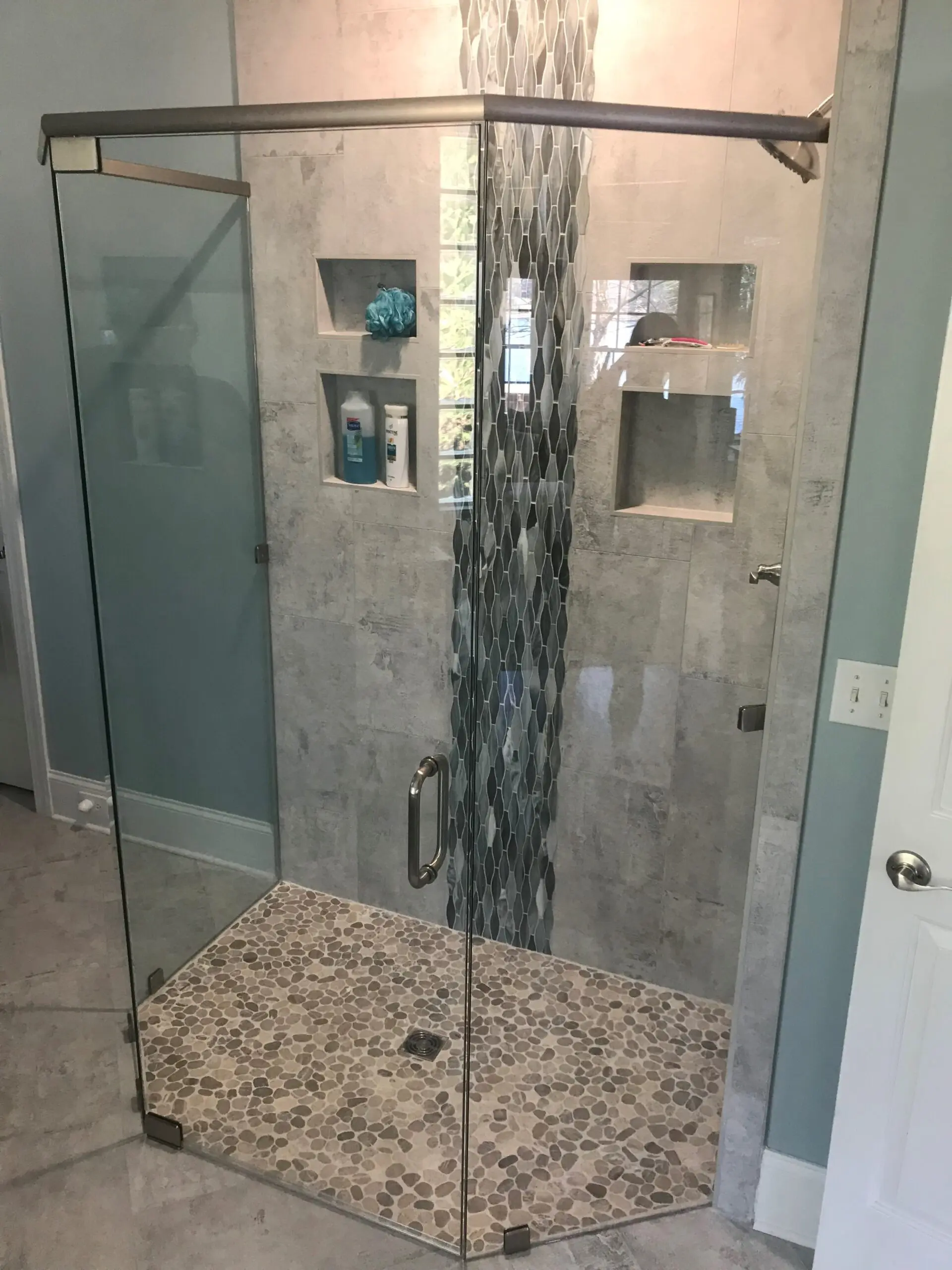Inabinet Glass & Mirror | Columbia, SC | custom shower doors